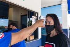 Clube de campo dos bancários reabriu com música e feijoada