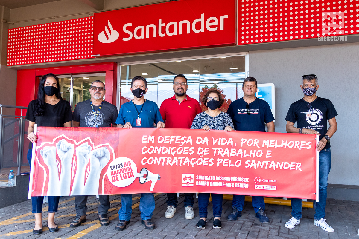 SindicarioNET - Sindicato dos Bancários realiza protesto contra