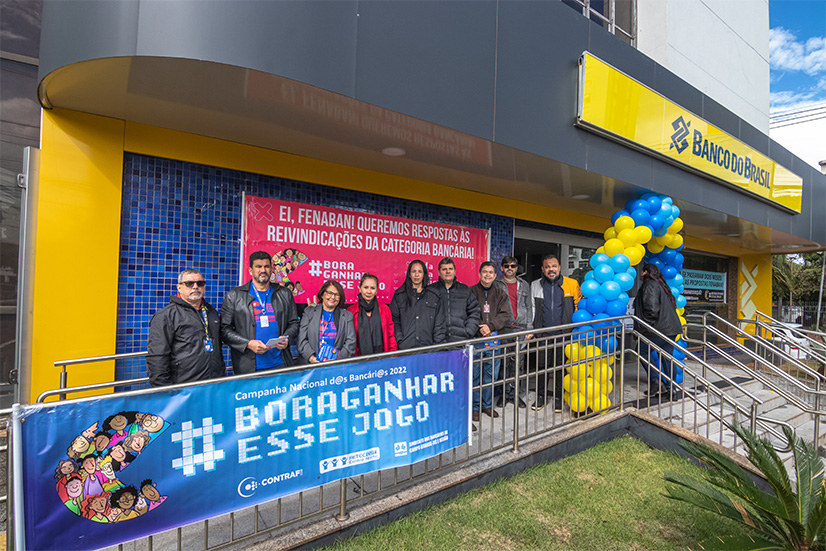 SindicarioNET - Sindicato dos Bancários realiza protesto contra