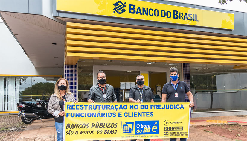 SindicarioNET - Bancários protestam contra reestruturação do Banco do Brasil